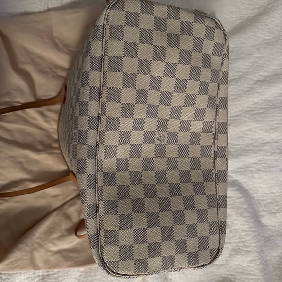 LV Neverfull PM in Damier Azure Pattern - Picture 4 of 12